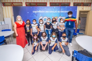 Escola de Santana de Parna&iacute;ba se destaca no desafio de matem&aacute;tica Khan Academy