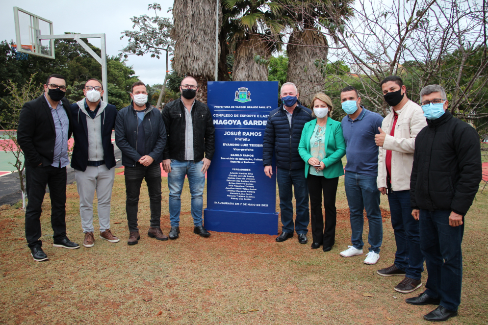 Prefeito Josu&eacute; Ramos entrega &aacute;rea de esporte e lazer no Nagoya Garden