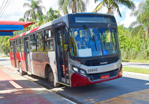 Bairro Lago Azul ganha a primeira linha de &ocirc;nibus municipal