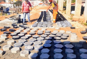 Prefeitura monta sua pr&oacute;pria f&aacute;brica de bloquetes