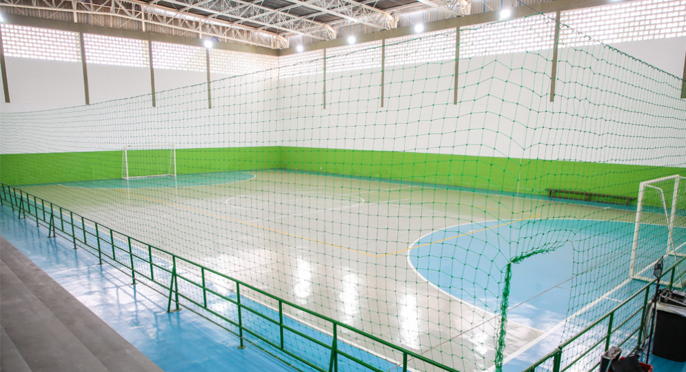 Gin&aacute;sio de Esporte do Baronesa est&aacute; de cara nova