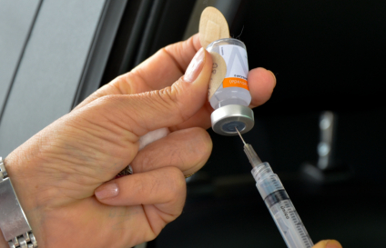 Jandira inicia vacinação de pessoas de 45 a 49 anos com comorbidades