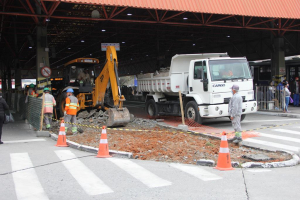 Terminal do Centro recebe reforma completa das cal&ccedil;adas e outras benfeitorias