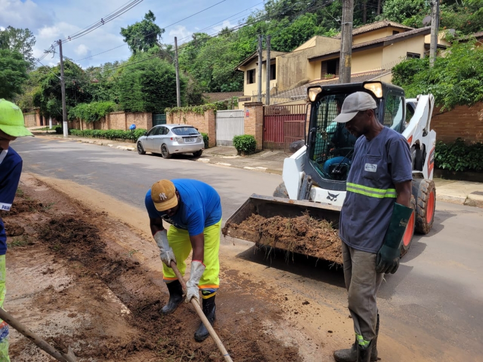 Secretaria de Obras e a Defesa Civil intensificam a&ccedil;&otilde;es para mitigar os impactos da chuva