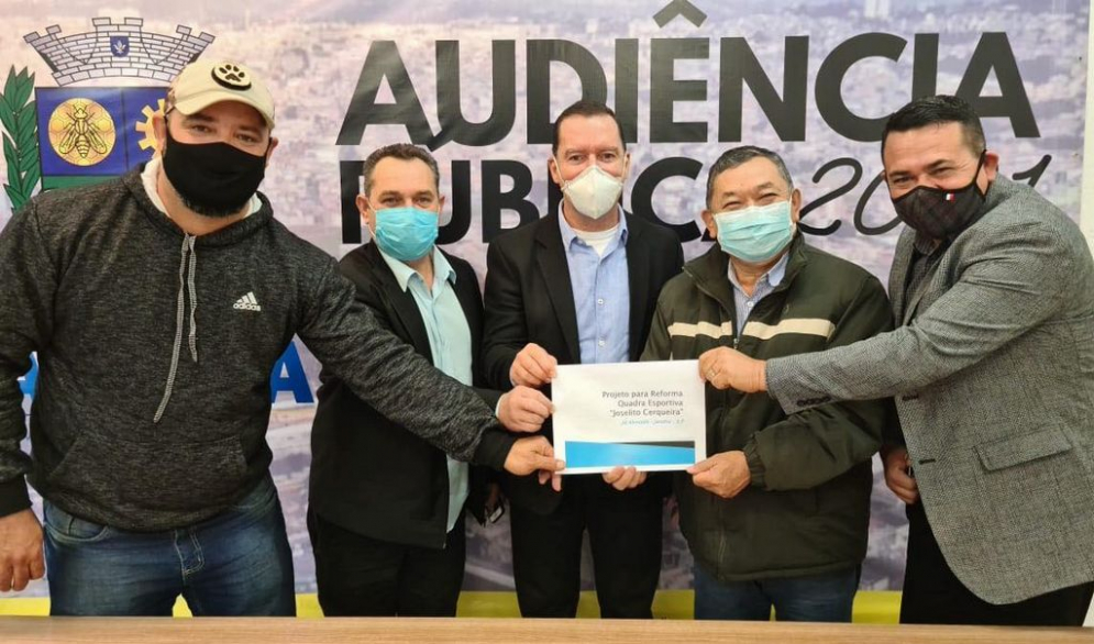 Doutor Sato recebe o deputado, Vinicius Carvalho que destinar&aacute; recursos para o esporte