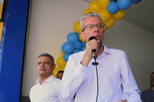 Com duras cr&iacute;ticas a gest&atilde;o atual, Barufi inaugura diret&oacute;rio do Uni&atilde;o Brasil