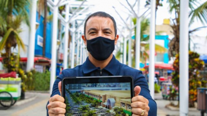 Rogério Lins acompanha obras de modernização e cobertura do Calçadão