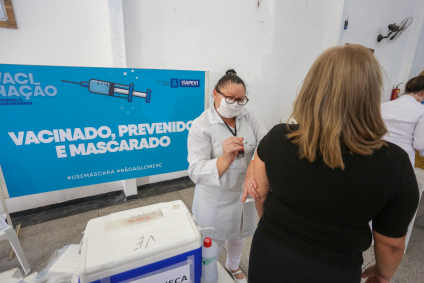 Hipertensos podem se vacinar contra a Covid-19 com receita de apenas um remédio