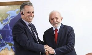 Lula recebeu hoje presidente eleito do Uruguai no Pal&aacute;cio do Planalto