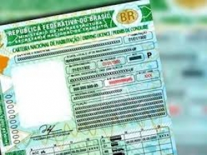 Nova Carteira de Motorista j&aacute; pode ser solicitada no Poupatempo