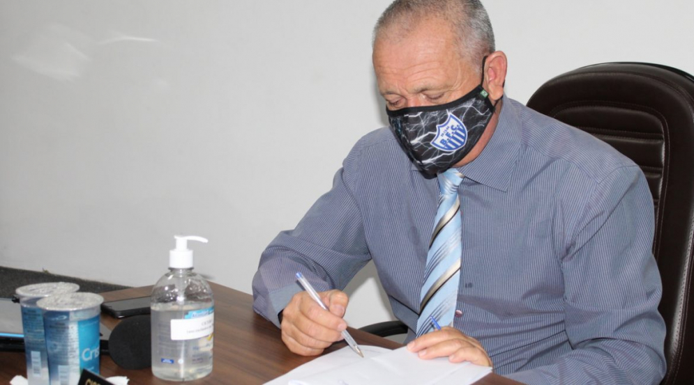 Cebolinha solicita canaliza&ccedil;&atilde;o do C&oacute;rrego Mississipi, no Vale do Sol