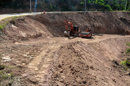 Prefeitura realiza obras de contenção na estrada Francisco Missé