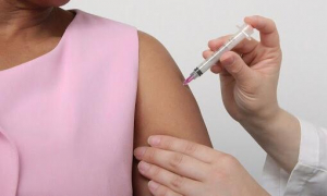 Quem rejeitar a vacina dispon&iacute;vel contra a Covid-19, vai para o fim da fila